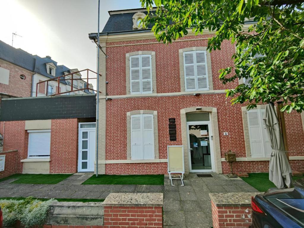 Appartement en résidence Gisors Extérieur photo